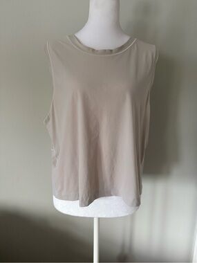 Athleta Gray Relaxed Crewneck Tank. Size L